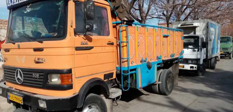 آگهی فروش کامیونت باری مرسدس بنز LP 609